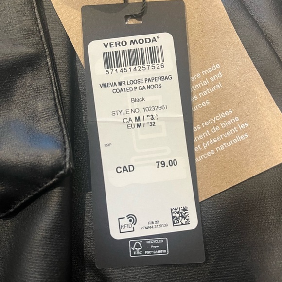 Women’s loose paper bag coated pants from Vero Moda - Picture 7 of 9